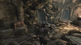 Lvl 300 Orc vs Bleak Falls Barrow (No HUD) - Skyrim