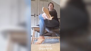 Youre Queen have new slippers and you are allowt for one time to take a first lick????