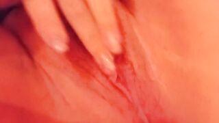 Masturbate girl