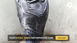 Indian House Wife Pissing