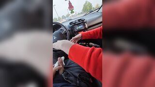 Amateur Parking lot Handjob