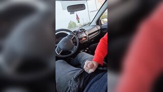 Amateur Parking lot Handjob