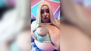 BBW PLAYS WITH HUGE TITS!