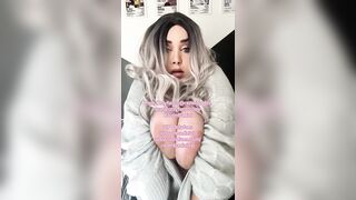 BBW playing with huge tits