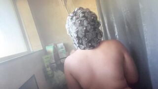 TAKE A SHOWER WITH VANILLA FAITH ARDALAN