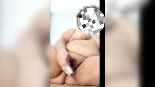 Using a brush to make me squirt