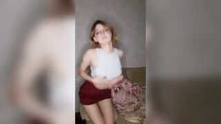 Watch this stunning erotic model please her perfect body