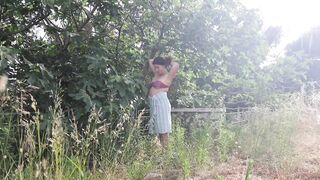 I filmed a girl changing clothes, she saw me, but didn’t mind.