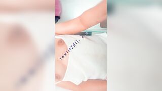 WET NA PUKE KO FINGER MONA AKO SA PINTUAN