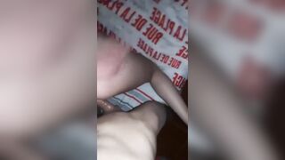 Esposa puta es follada por el vecino mientras yo trabajo