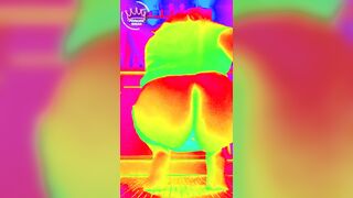 THICK GIRL TEASING U AT RAVE ASS SHAKING ON TIPPY TOES OF/ Fansify @Princessikigaii