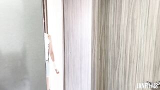 ESTOY CALIENTE! chupame los pezones primero y luego terminas de lavar