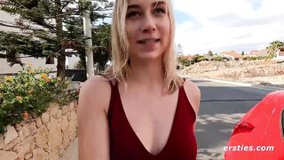 Ersties - Selbstbefriedigung auf Klippe mit Blick aufs Meer