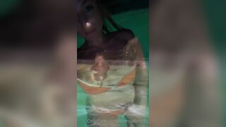 NEW TheRealBrittFit Skinny Dop Bikini OnlyFans Leak (October)