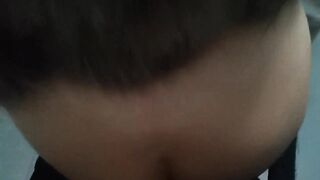 Трахнул шалаву прямо в подъезде! Трахнул дешевую шлюху