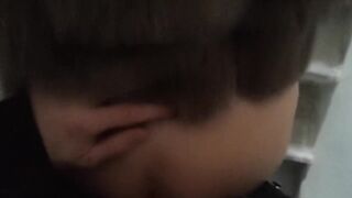 Трахнул шалаву прямо в подъезде! Трахнул дешевую шлюху