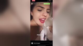 Grazi Mourão Sendo Chupada Por Amiga