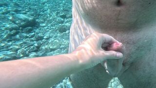 Underwater Jerking and Cumshot