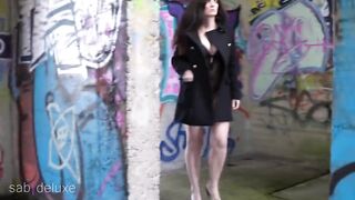Outdoor blowjob with heels