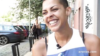 Ersties - Daisy from London likes to masturbate from behind with her fingers