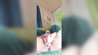 Handy Randy Does More Than Clean Her Pipes Fucks Her Hard N Right