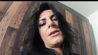 Any Older Men Here to Fuck Me?