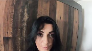 Any Older Men Here to Fuck Me?