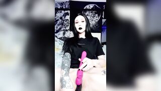 Stretching my tight pussy as I ride and cum for you