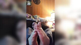 Stare at My Perfect Soles for the Next 6 Minutes While I Ignore You