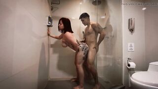 Busty having amateur sex while taking a bath (Homemade sex)