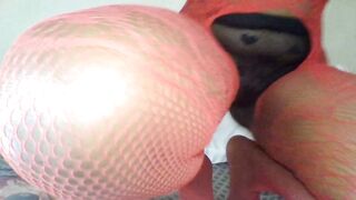 I'm smashing my big butt hard