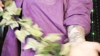 Redheaded Poison Ivy Attempts to Seduce you